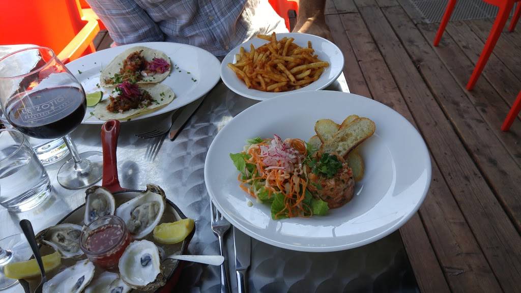 Le Zotique | restaurant | 227 Rue Saint-Zotique E, Montréal, QC H2S 1L2, Canada | 5149035899 OR +1 514-903-5899