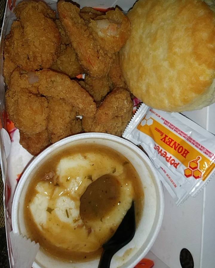 Popeyes Louisiana Kitchen | restaurant | 9503 Jensen Dr, Houston, TX 77093, USA | 7138089618 OR +1 713-808-9618