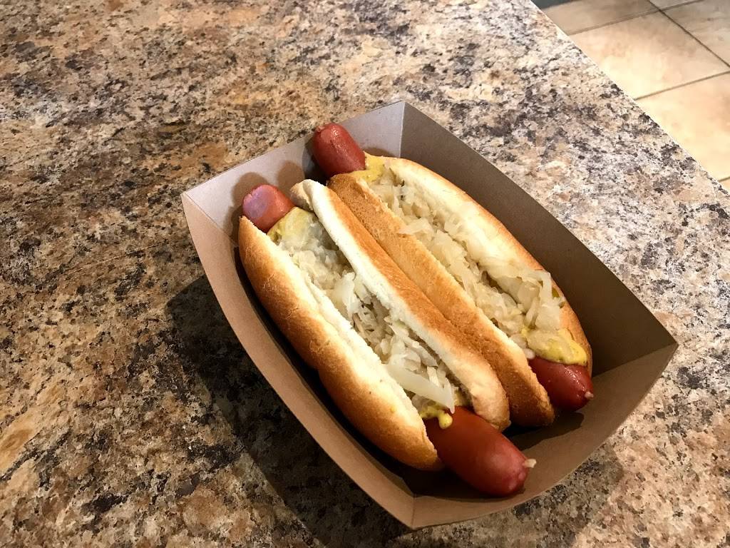 Petes Hot Dog Stand Inc | restaurant | 293 S William St, Newburgh, NY 12550, USA | 8455610211 OR +1 845-561-0211