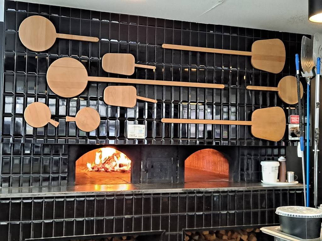 Mozzarella Store, Pizza & Caffè | restaurant | 822 Michigan Ave, Chicago, IL 60611, USA | 3122852449 OR +1 312-285-2449