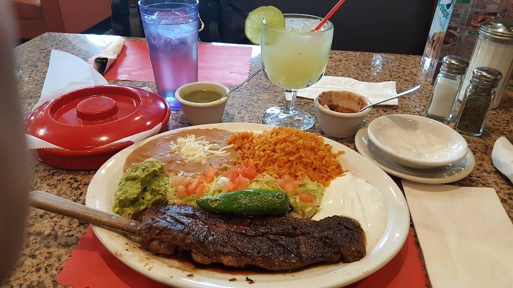 La Mexicana Taqueria | restaurant | 815 W 35th St, Chicago, IL 60609, USA | 7738901090 OR +1 773-890-1090