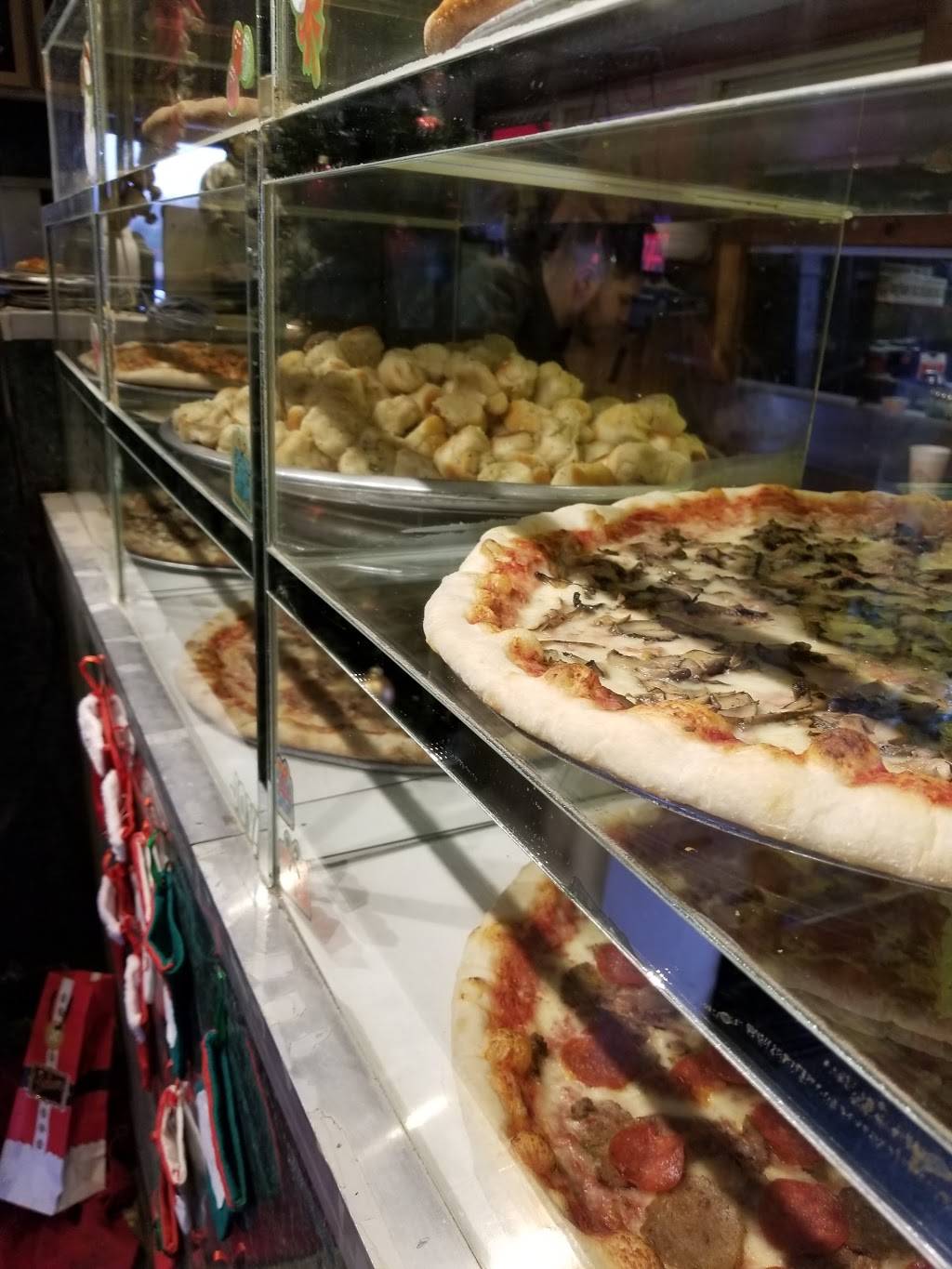 Johnnys Pizzeria & Restaurant | restaurant | 455 NY-17K, Rock Tavern, NY 12575, USA | 8455679700 OR +1 845-567-9700