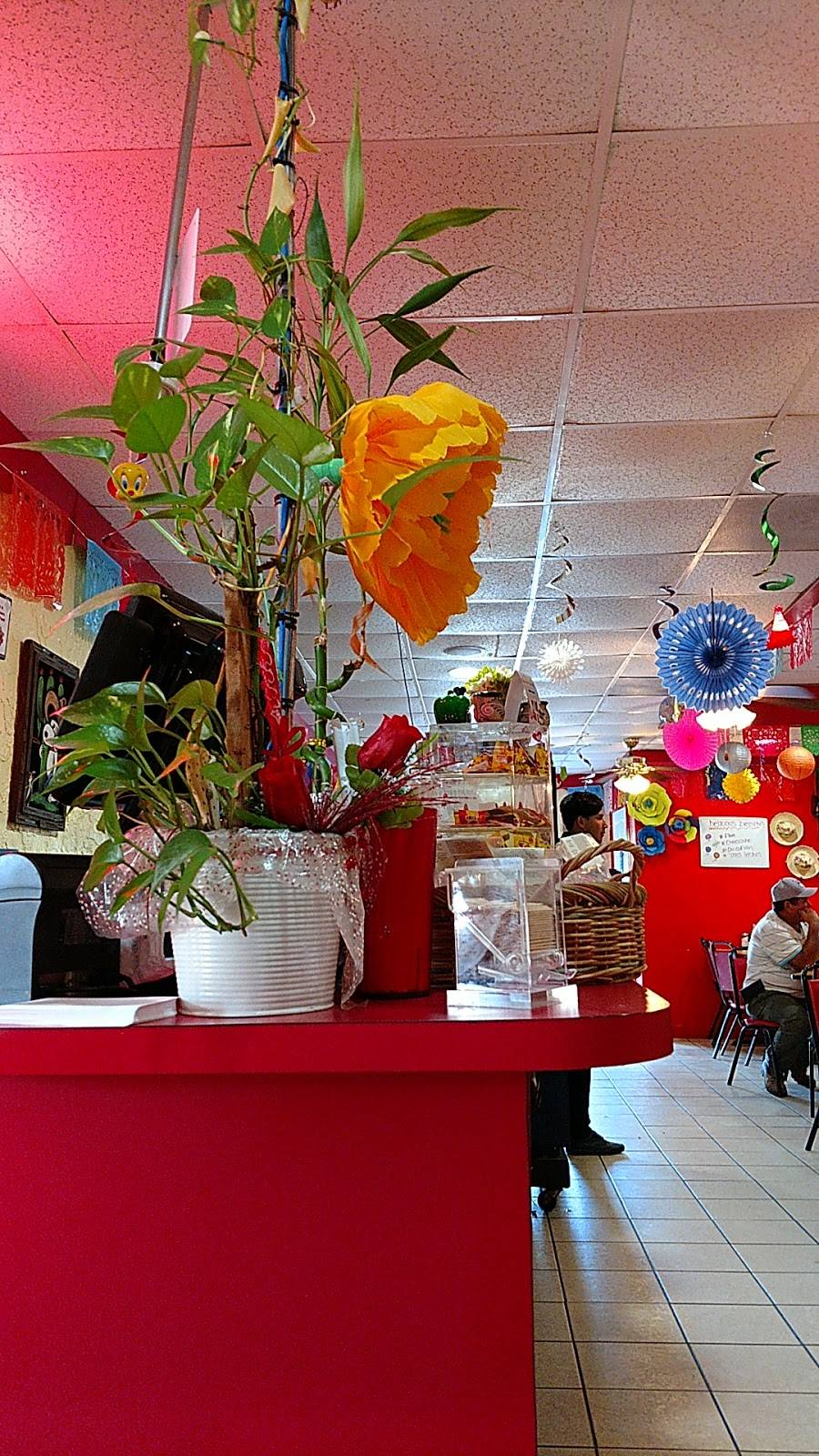 Ricardos Mexican Grill | restaurant | 1300 Market St, Baytown, TX 77520, USA | 2814205901 OR +1 281-420-5901