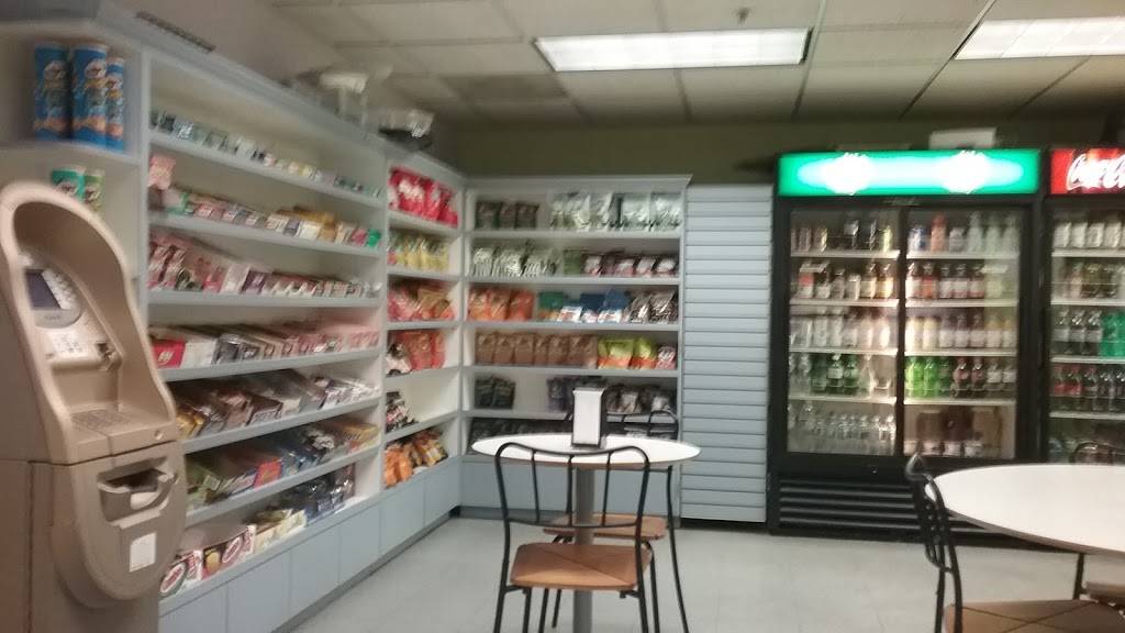 Fair Lakes Deli | restaurant | 12701 Fair Lakes Cir, Fairfax, VA 22033, USA | 7038181512 OR +1 703-818-1512