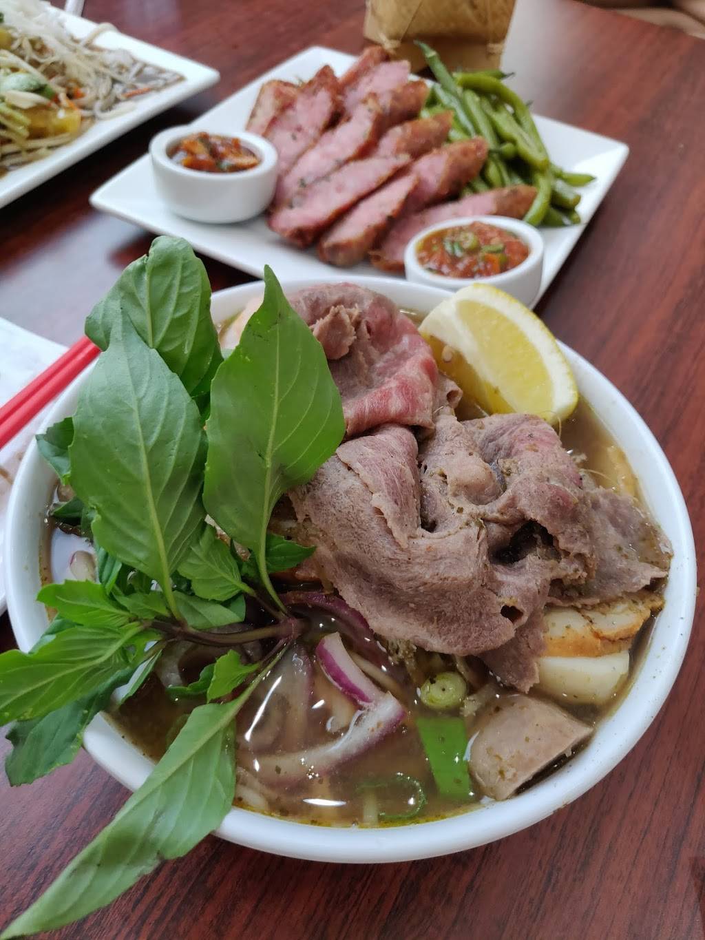 Noodles Pho Me | restaurant | 377 Bancroft Ave, San Leandro, CA 94577, USA | 5108505080 OR +1 510-850-5080