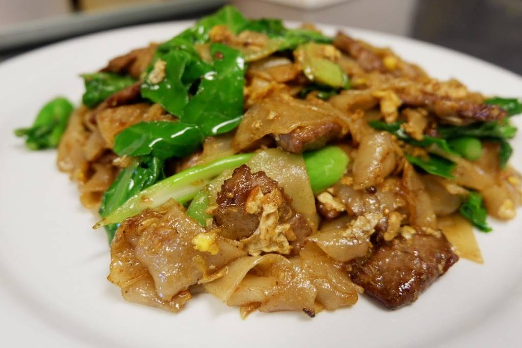 Surang Thai Kitchen | restaurant | 5455 S Fort Apache Rd #105, Las Vegas, NV 89148, USA | 7023850021 OR +1 702-385-0021