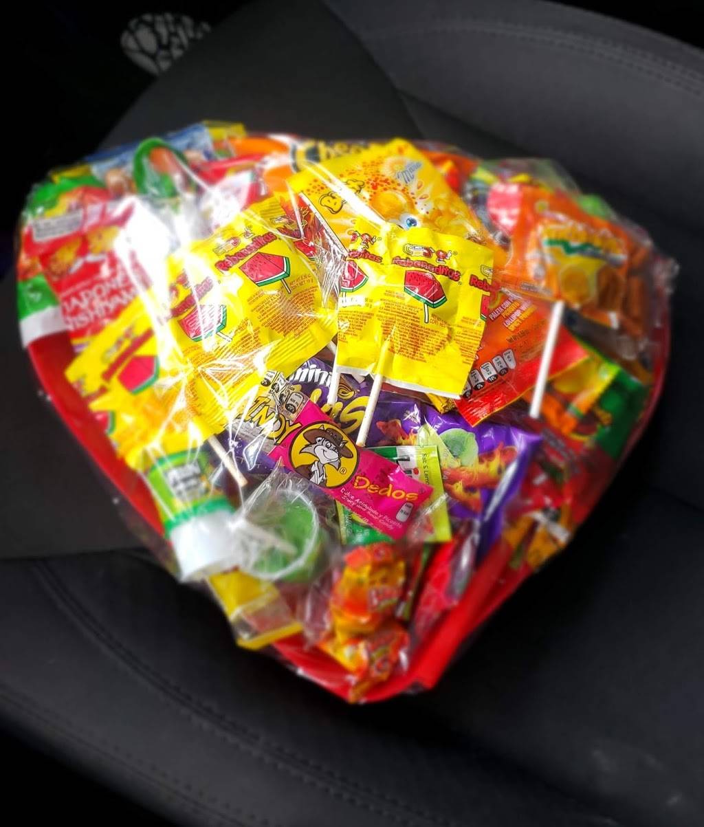 Fruteria Las Gueras | restaurant | 4823 Evers Rd, San Antonio, TX 78228, USA | 2105448176 OR +1 210-544-8176