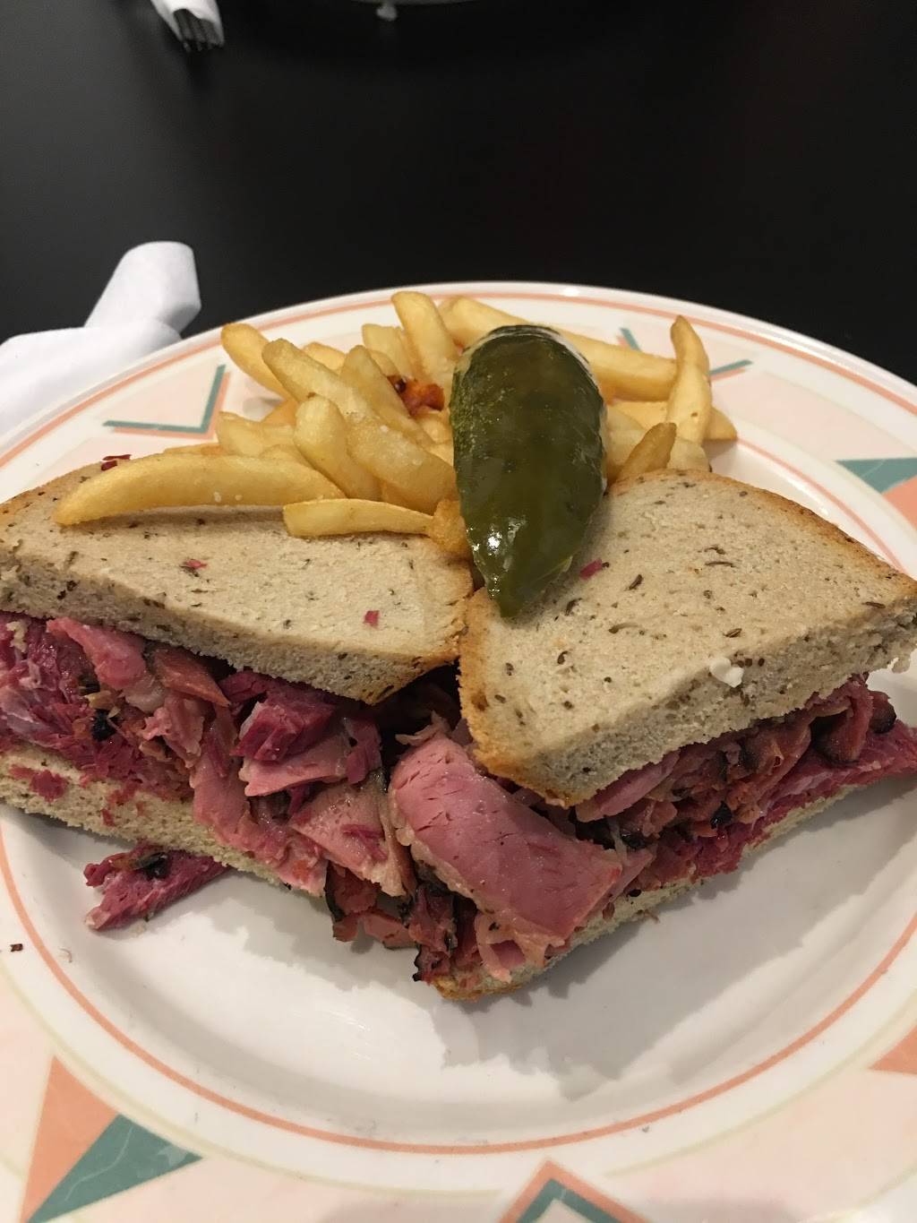 Canters Delicatessen | restaurant | 407 N Virginia St, Reno, NV 89501, USA | 8006877733 OR +1 800-687-7733