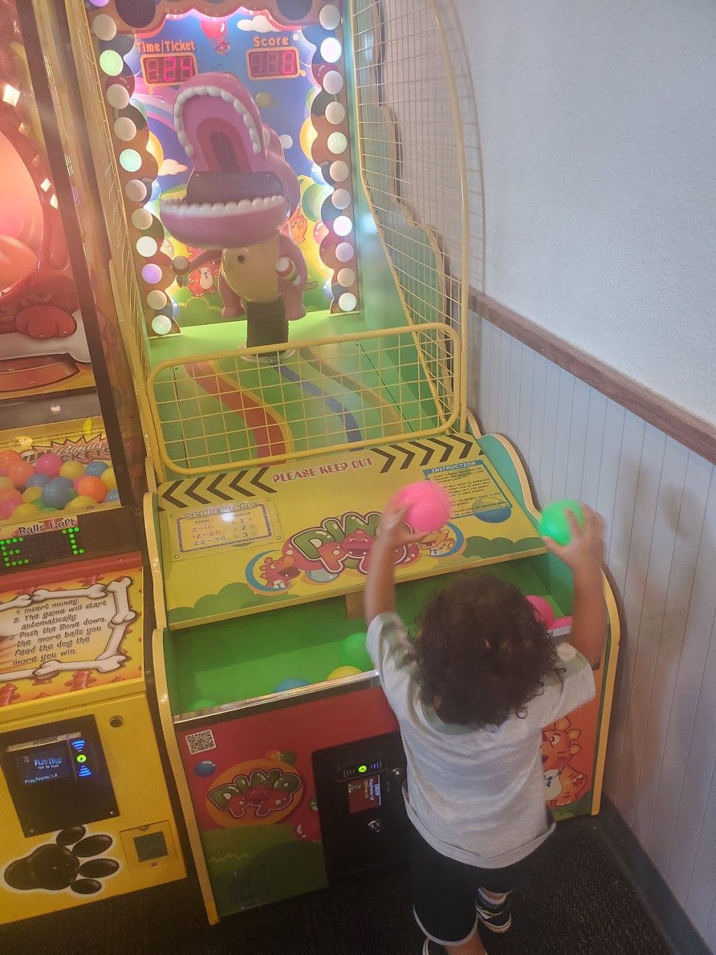 Chuck E. Cheese | restaurant | 2500 Coulter St Ste. 124, Amarillo, TX 79109, USA | 8063548000 OR +1 806-354-8000