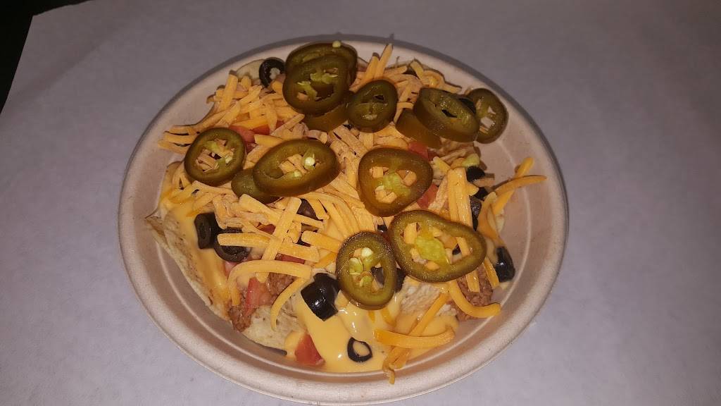 Fatzos Subs & Pizza | restaurant | 46 Green Bay Rd, Sturgeon Bay, WI 54235, USA | 9207436300 OR +1 920-743-6300