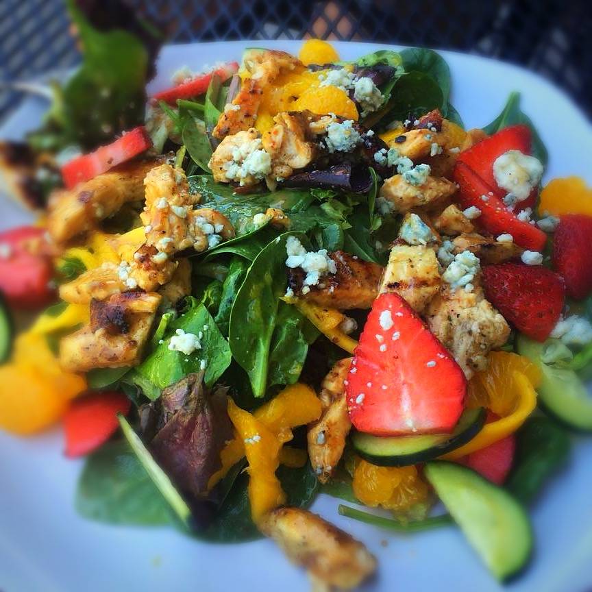 Savions Place | restaurant | 16 E Dakin Ave, Kissimmee, FL 34741, USA | 4075728719 OR +1 407-572-8719