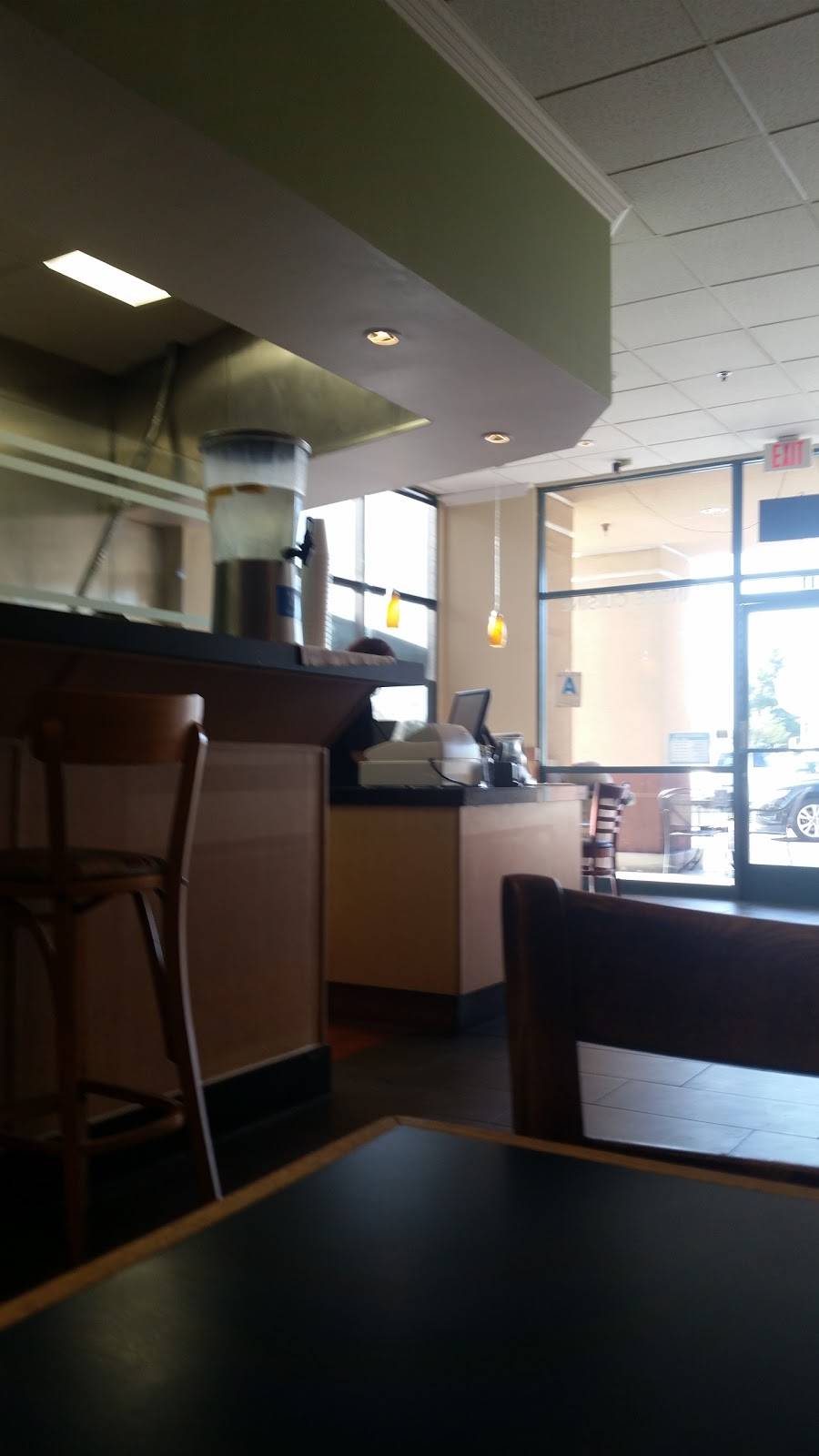 Quik Wok | restaurant | 815 College Blvd, Oceanside, CA 92057, USA | 7607267771 OR +1 760-726-7771