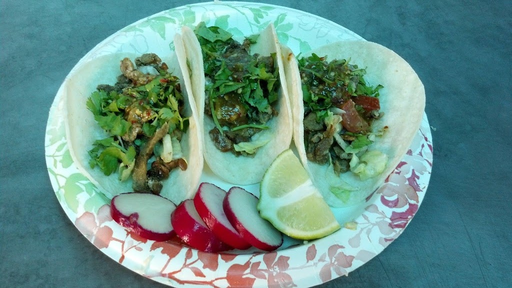 Ricos Tacos | meal takeaway | 19860 7th St, Bend, OR 97703, USA | 5414205188 OR +1 541-420-5188