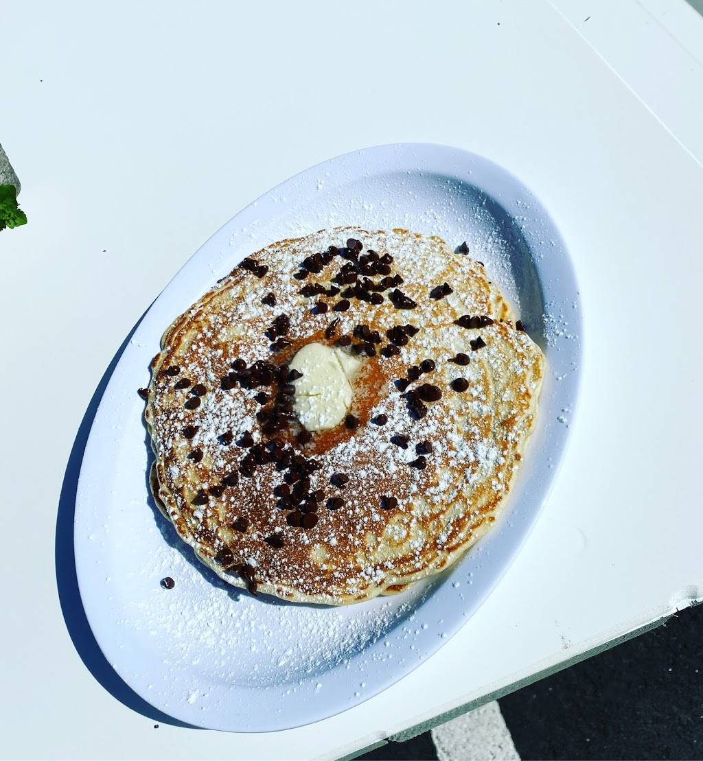 Sweet Jeans Cafe | restaurant | 13 N Main St, East Hampton, CT 06424, USA | 8604676334 OR +1 860-467-6334