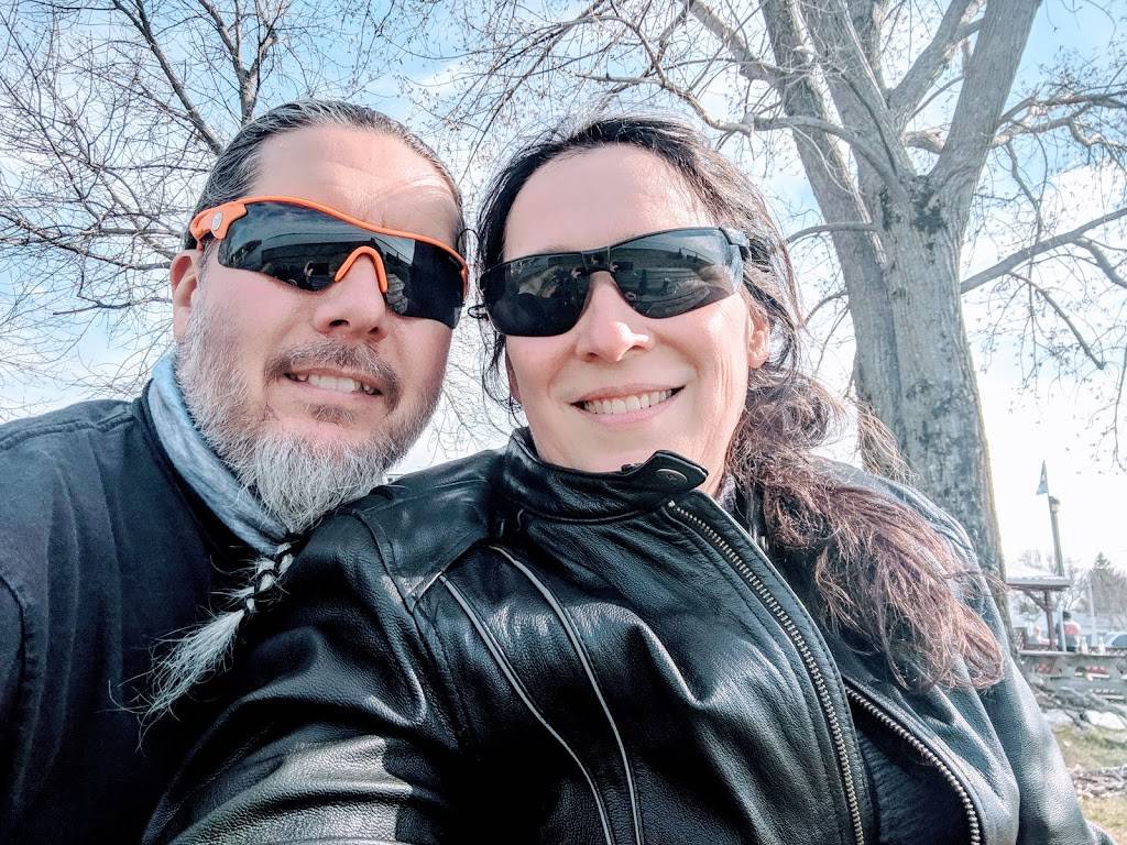 Resto-Bar Marina Melocheville | restaurant | 4 Rue Bourcier, Beauharnois, QC J6N 0J8, Canada | 4502259016 OR +1 450-225-9016