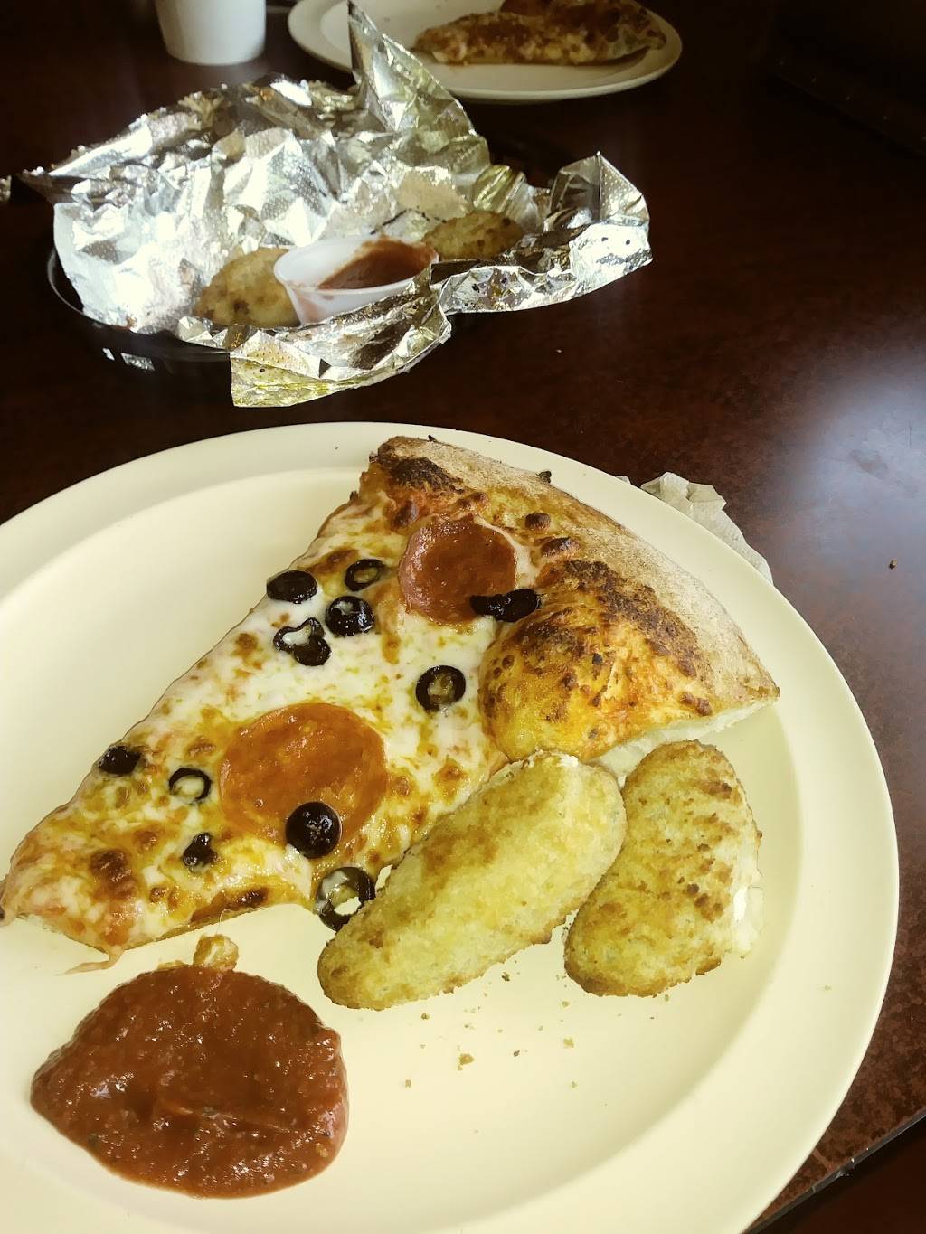 Mama Ruths Pizza Shop | meal delivery | 801 Railroad St, Gilcrest, CO 80623, USA | 9707370400 OR +1 970-737-0400