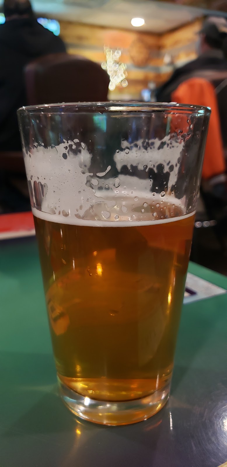 Crickets Bar and Grill | restaurant | 1733 E Midlothian Blvd, Youngstown, OH 44502, USA | 3307880028 OR +1 330-788-0028