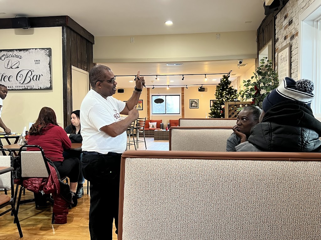 Elicious Southern Style Breakfast and Brunch | restaurant | 500 S Florissant Rd, Ferguson, MO 63135, USA | 3143956054 OR +1 314-395-6054