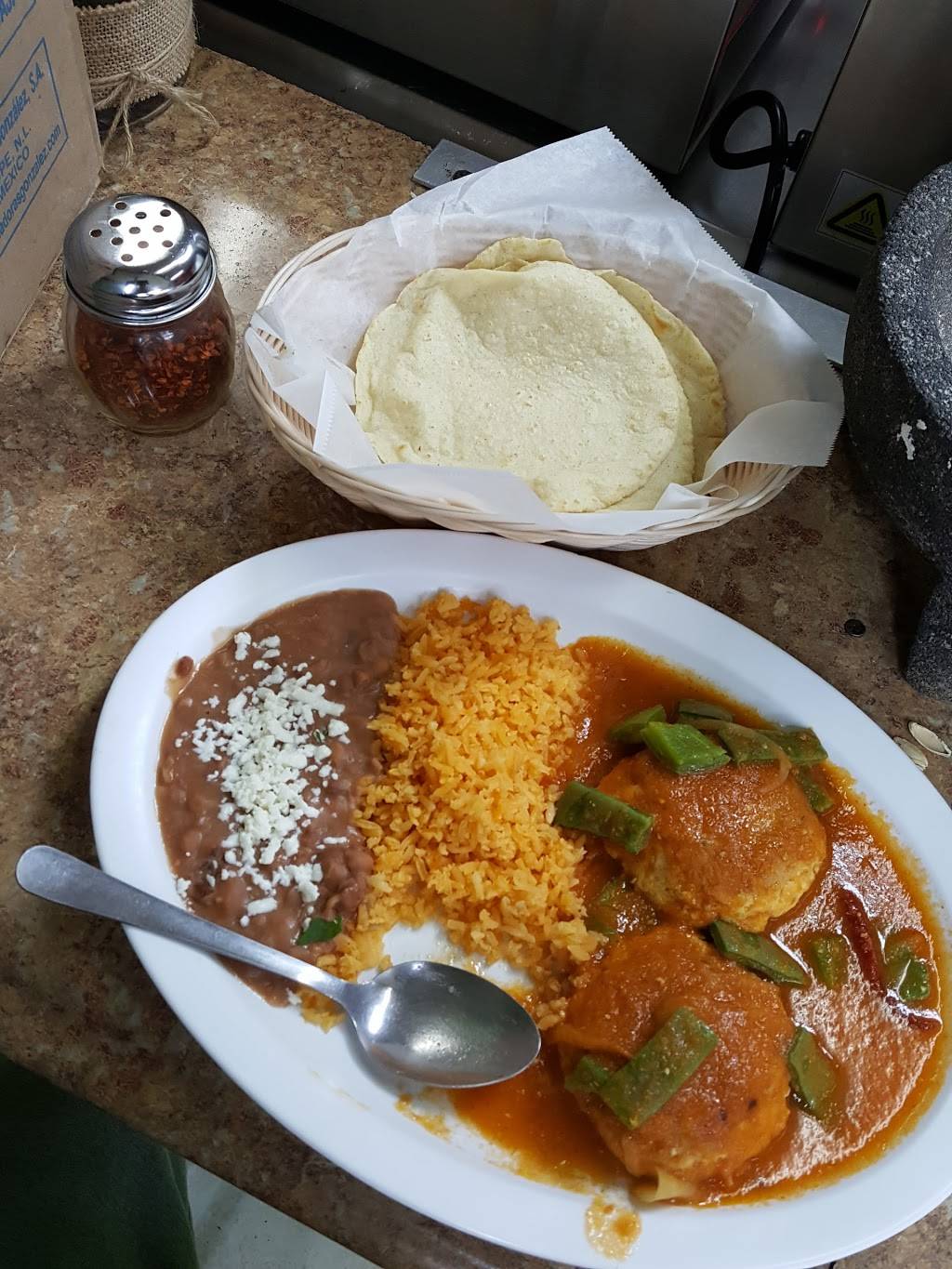 Cilantros Taqueria | restaurant | 8702 Spring Valley Rd, Dallas, TX 75240, USA | 2144552333 OR +1 214-455-2333