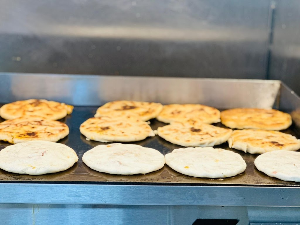 La Receta De Mi Abuela | meal takeaway | 3333-A Fall Hill Ave, Fredericksburg, VA 22401, USA | 5403768437 OR +1 540-376-8437