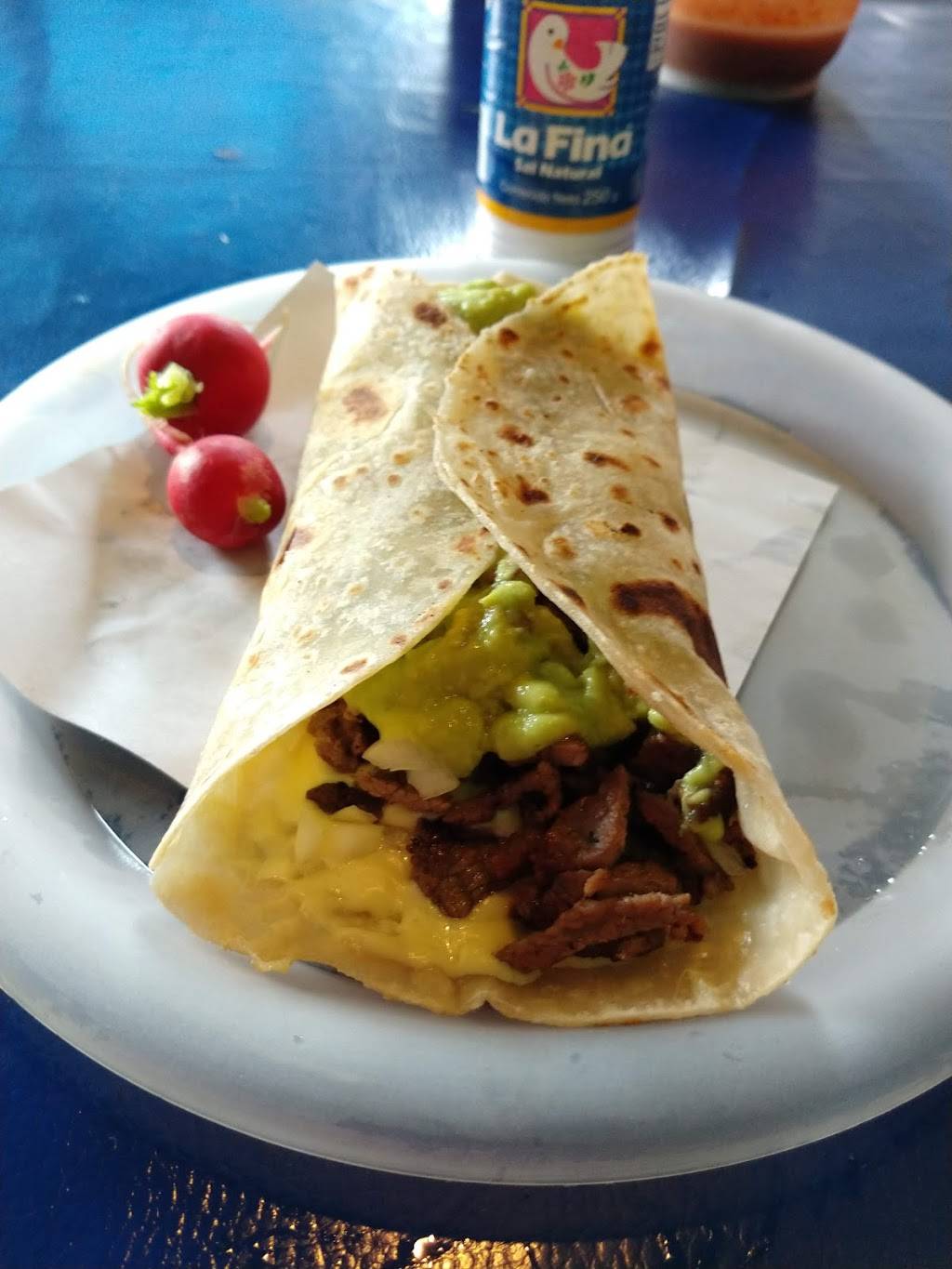 Deliciosos Tacos Cándido | restaurant | Manuel Gomez 508, Benito Juárez, 22710 Rosarito, B.C., Mexico | 016618505338 OR +52 661 850 5338