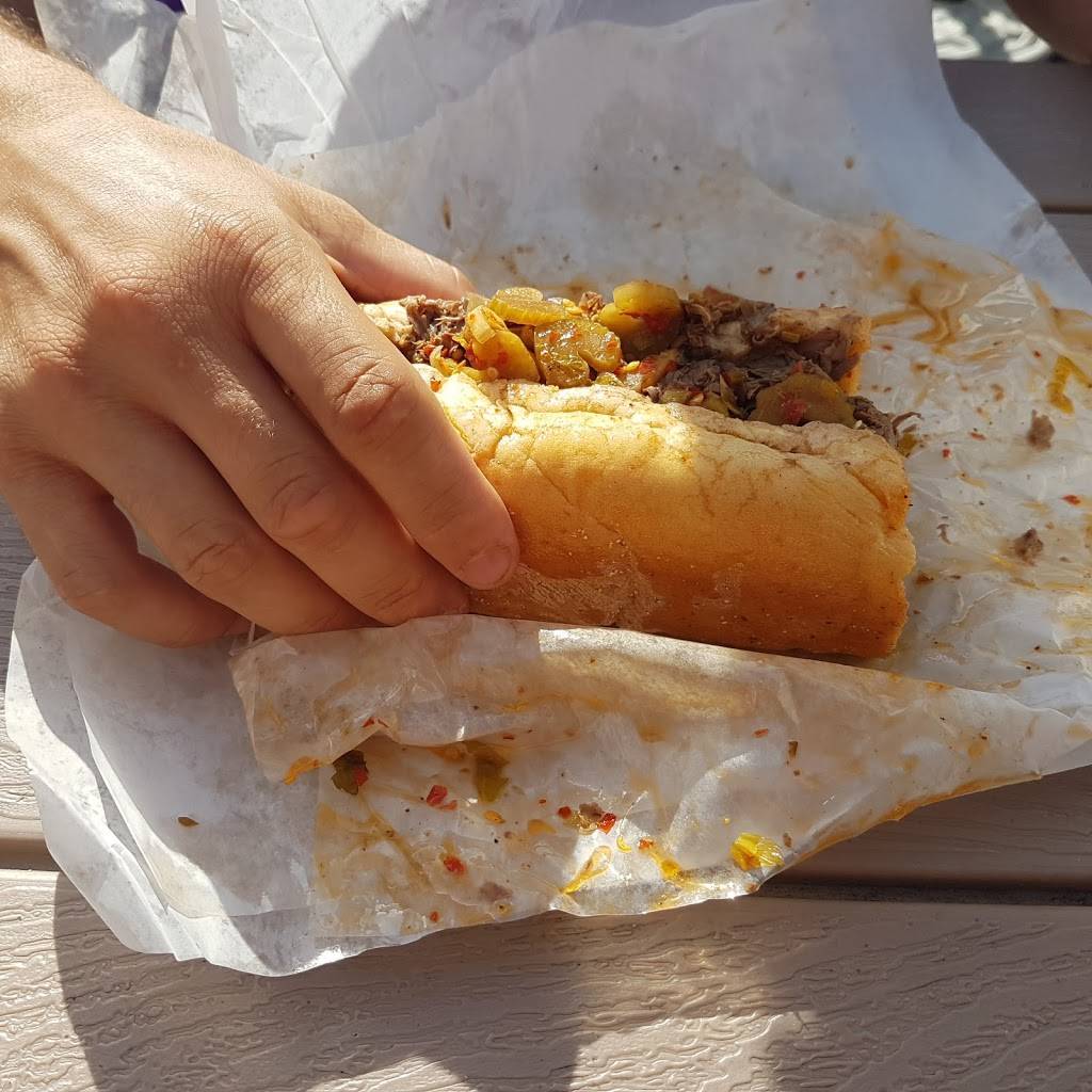 Als Beef | meal takeaway | 1079 W Taylor St, Chicago, IL 60607, USA | 3122264017 OR +1 312-226-4017