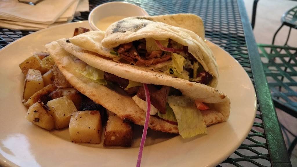 Shortys | restaurant | 2884 N Druid Hills Rd NE B, Atlanta, GA 30329, USA | 4043156262 OR +1 404-315-6262