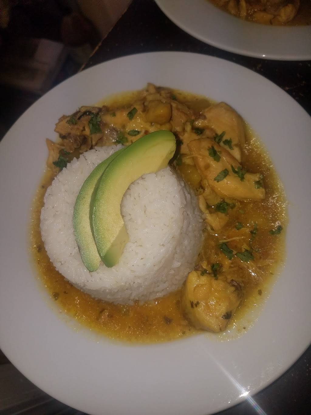 La Fogata Restaurante Ecuatoriano | restaurant | 205-207 Belmont St, Brockton, MA 02301, USA | 7744805883 OR +1 774-480-5883