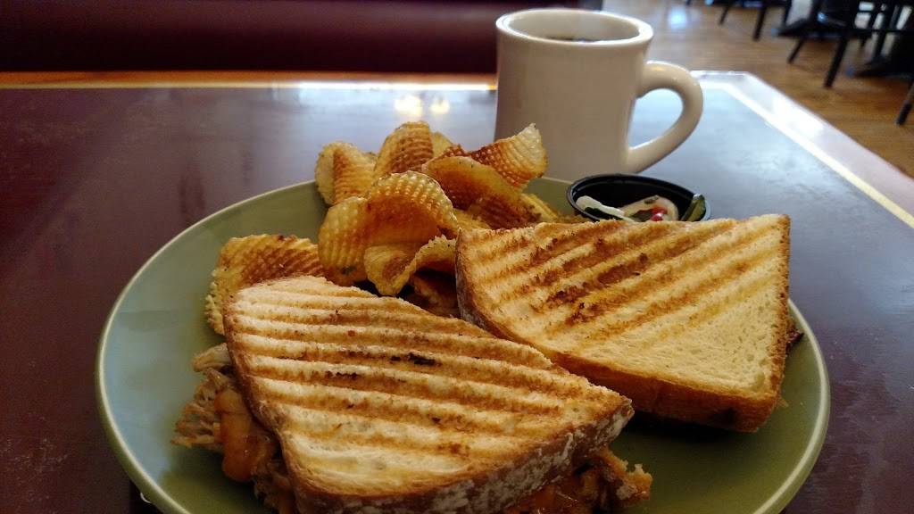 Vittles | restaurant | 107 Main St, Pittsfield, ME 04967, USA | 2074878181 OR +1 207-487-8181