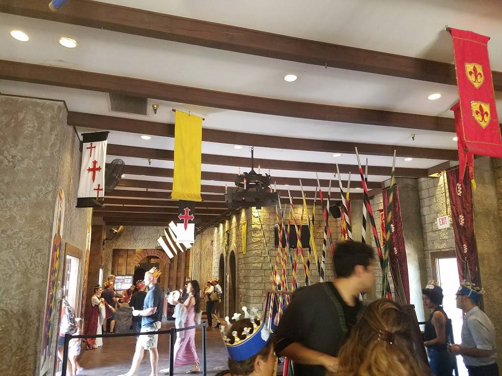 Medieval Times Dinner & Tournament | restaurant | 7662 Beach Blvd, Buena Park, CA 90620, USA | 7145231100 OR +1 714-523-1100