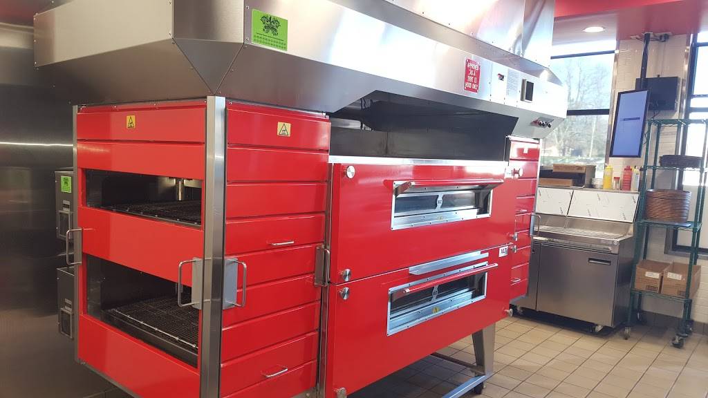 Dominos Pizza | meal delivery | 5293 Cornerstone North Boulevard, Centerville, OH 45440, USA | 9374330968 OR +1 937-433-0968