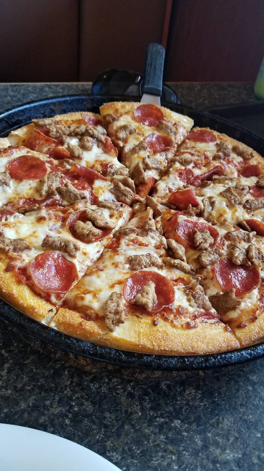 Pizza Hut | restaurant | 58012 Twentynine Palms Highway, Yucca Valley, CA 92284, USA | 7603696545 OR +1 760-369-6545