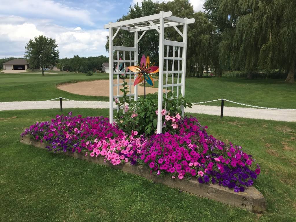 Royal Scot Golf Course & Supper Club | restaurant | 4831 Church Rd, New Franken, WI 54229, USA | 9208662356 OR +1 920-866-2356