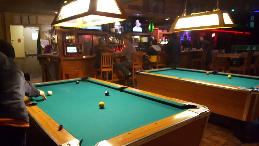 Eastside Bar & Grill - Live music & entertainment, london, ontar | restaurant | 750 Hamilton Rd, London, ON N5Z 1T8, Canada | 5194577467 OR +1 519-457-7467