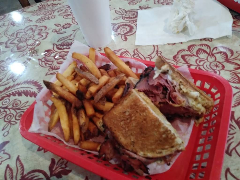 Wicked Good Deli | restaurant | 3940 Metro Pkwy #114, Fort Myers, FL 33916, USA | 2398874652 OR +1 239-887-4652