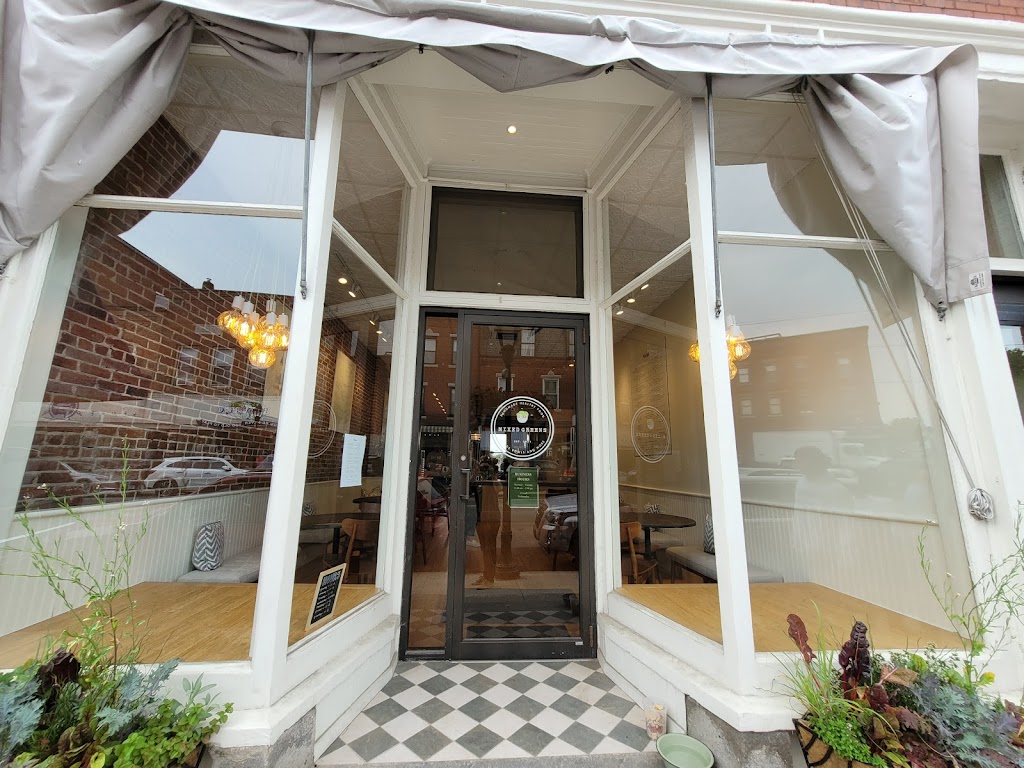 Mixed Greens | restaurant | 15 Main St, Camden, ME 04843, USA | 2072308150 OR +1 207-230-8150