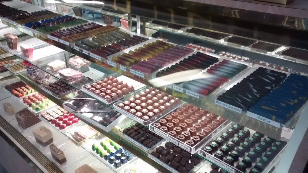 Shenandoah Confections | cafe | 477-E South St, Front Royal, VA 22630, USA | 5406351043 OR +1 540-635-1043