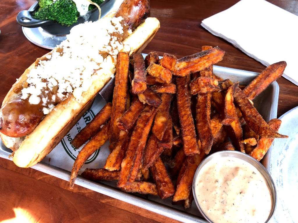 Beardslee Public House | restaurant | 19116 Beardslee Blvd Nursery, Bothell, WA 98011, USA | 4252861001 OR +1 425-286-1001