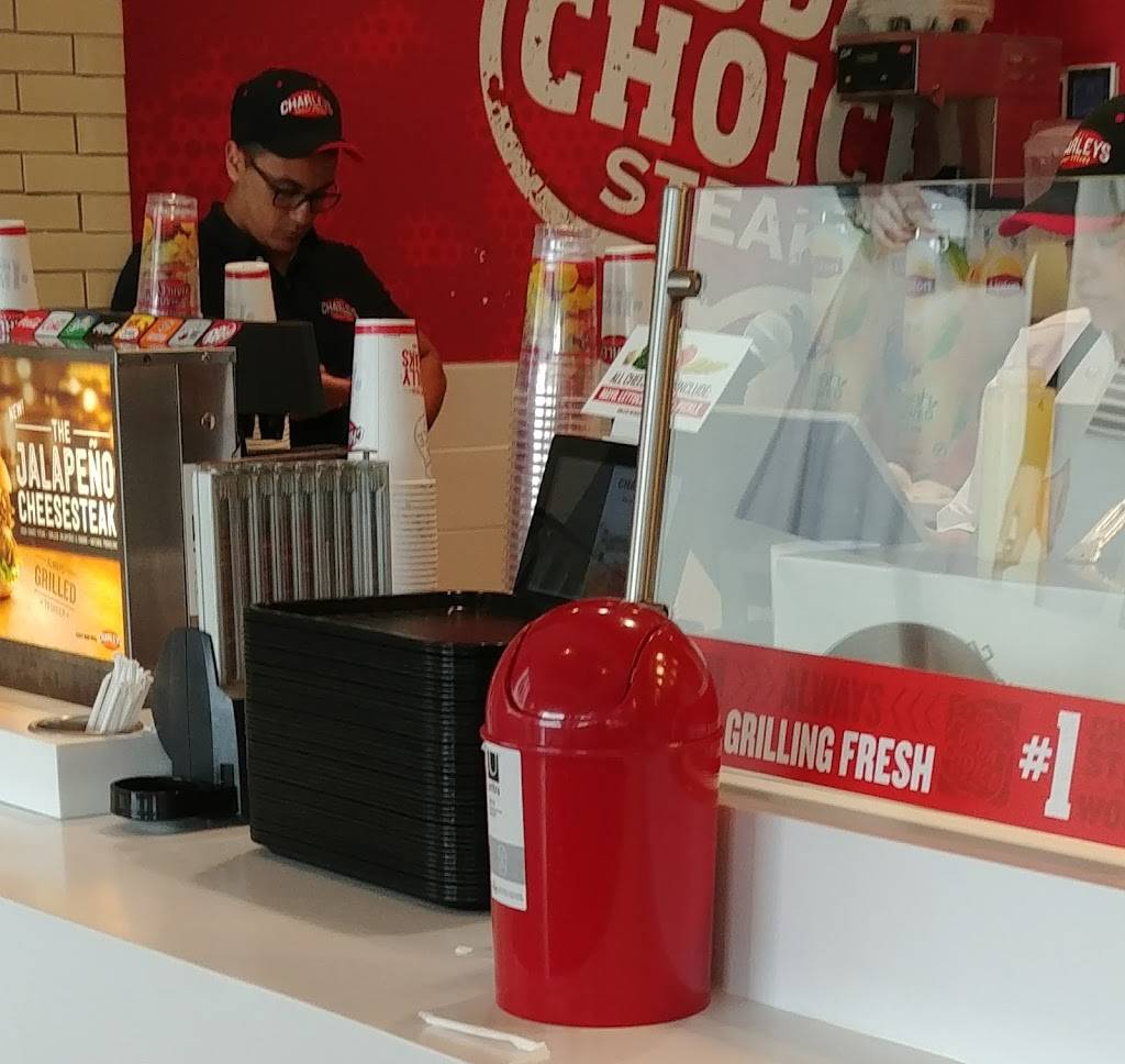Charleys Philly Steaks | restaurant | 1600 Premium Outlets Blvd, Norfolk, VA 23502, USA | 3176361600 OR +1 317-636-1600