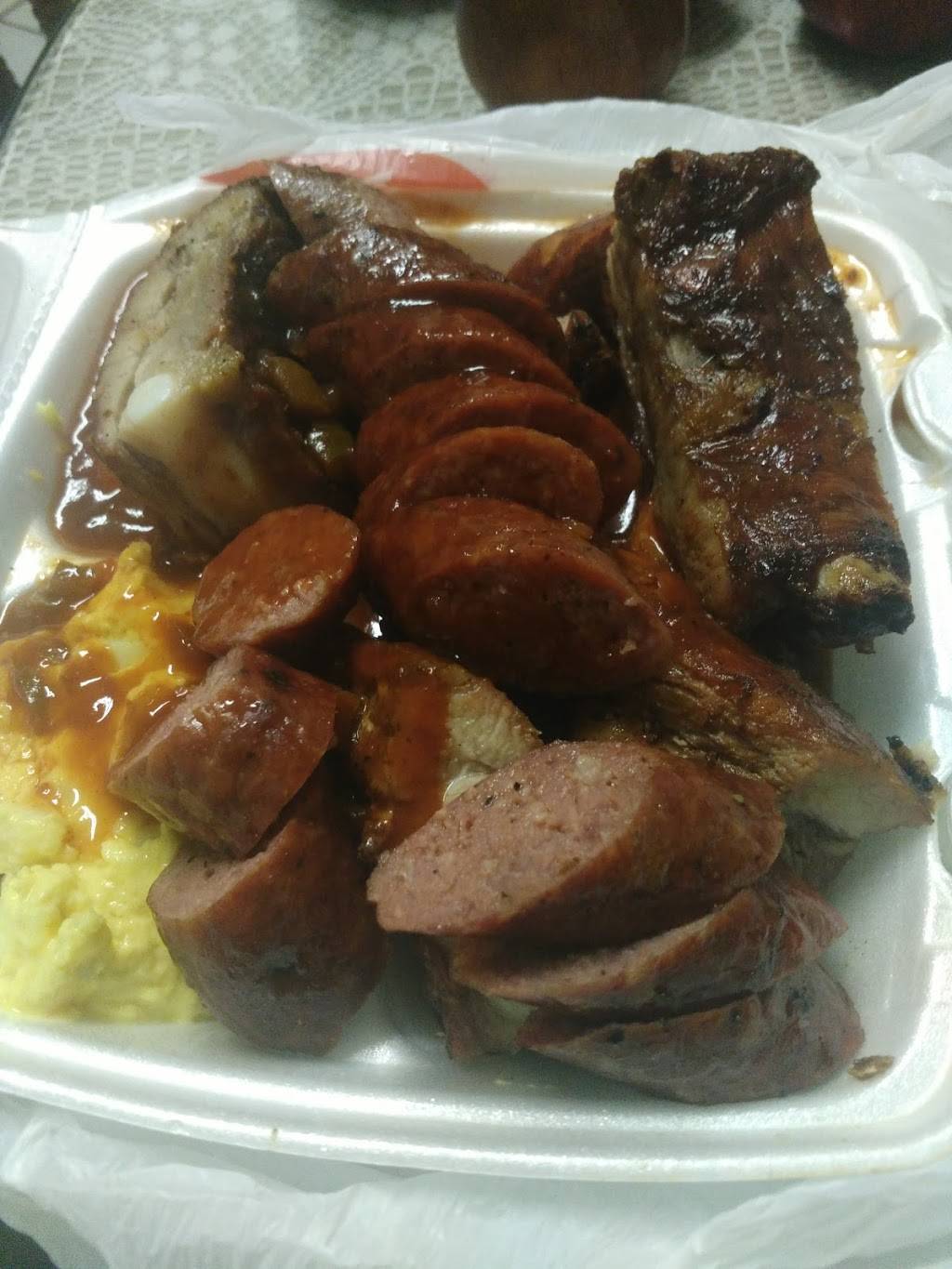 Super Daves BBQ | restaurant | 15825 S Post Oak Rd, Houston, TX 77053, USA | 2818086121 OR +1 281-808-6121