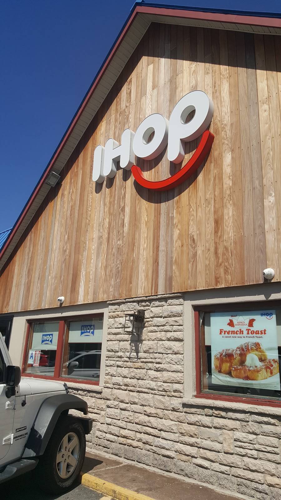 IHOP | restaurant | 15517 Northern Blvd, Flushing, NY 11354, USA | 7183535576 OR +1 718-353-5576