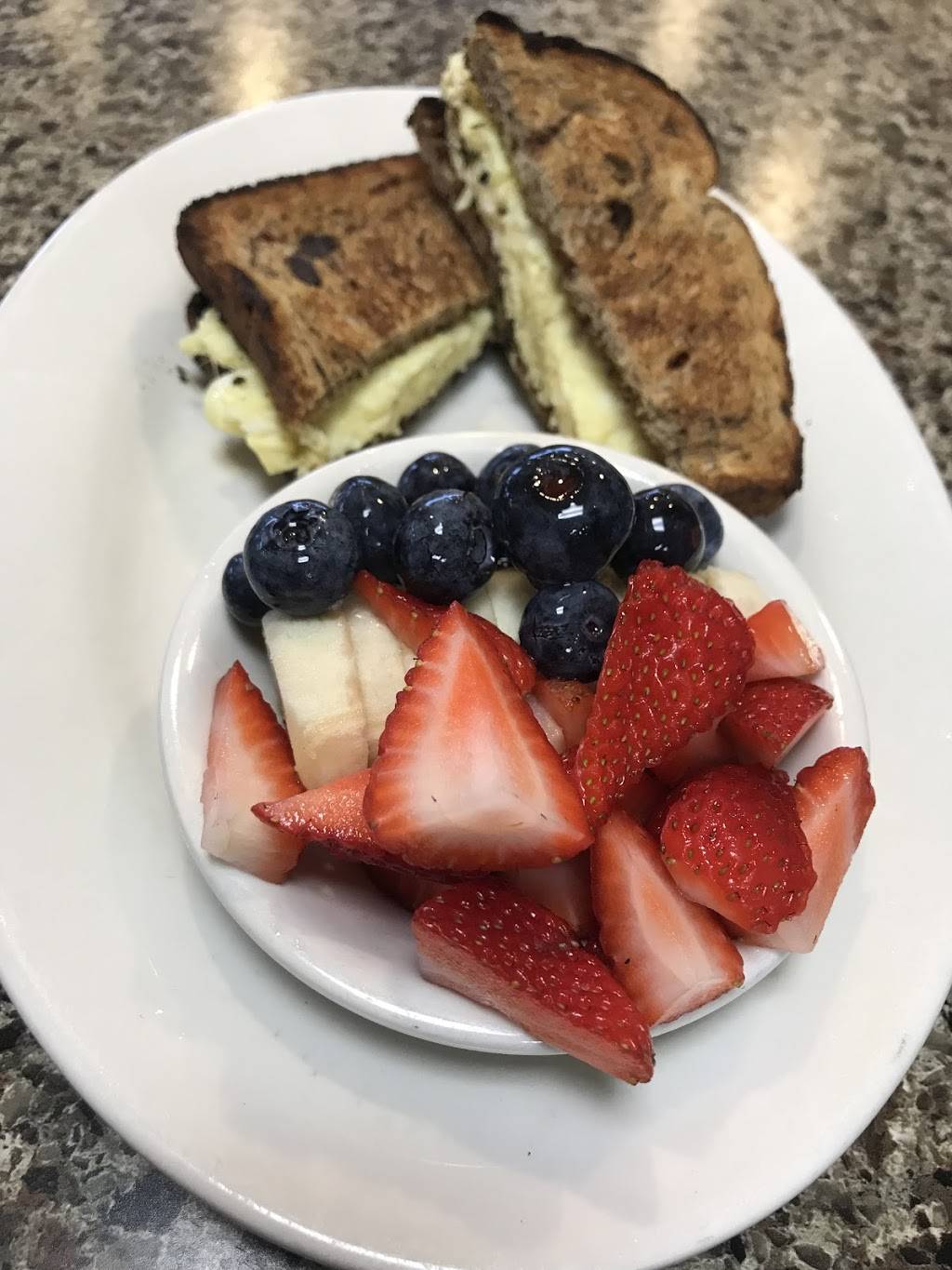 Peabody Diner | restaurant | 10 Margin St, Peabody, MA 01960, USA | 9788545800 OR +1 978-854-5800