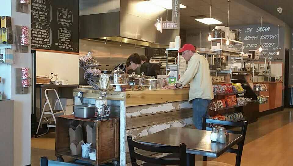 Two Cafe & Boutique | restaurant | 8578 E Washington St, Chagrin Falls, OH 44023, USA | 4403843236 OR +1 440-384-3236