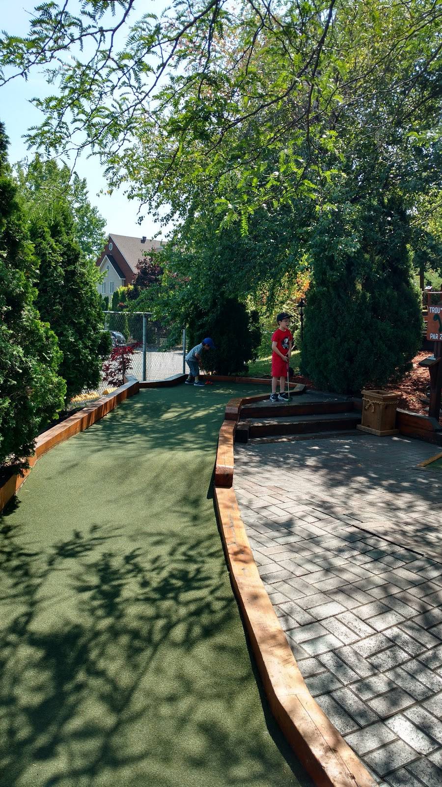 Cascades Golf | restaurant | 525 Chemin de Saint-Jean, La Prairie, QC J5R 2L2, Canada | 4504444350 OR +1 450-444-4350