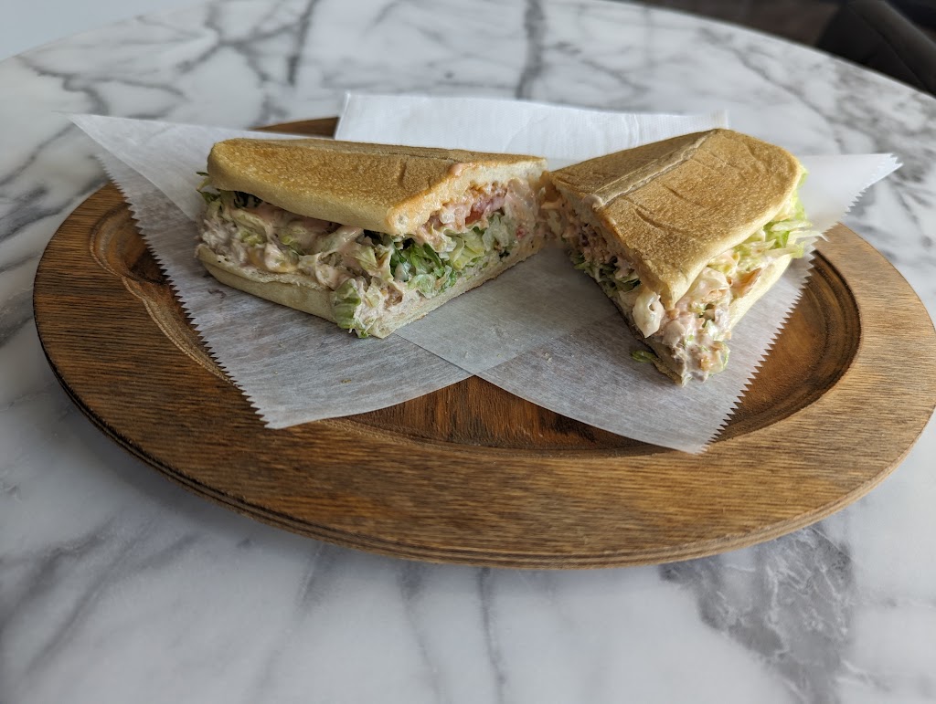 Limberia Tropical algarte | restaurant | 1244 Main St, Willimantic, CT 06226, USA | 8609315222 OR +1 860-931-5222