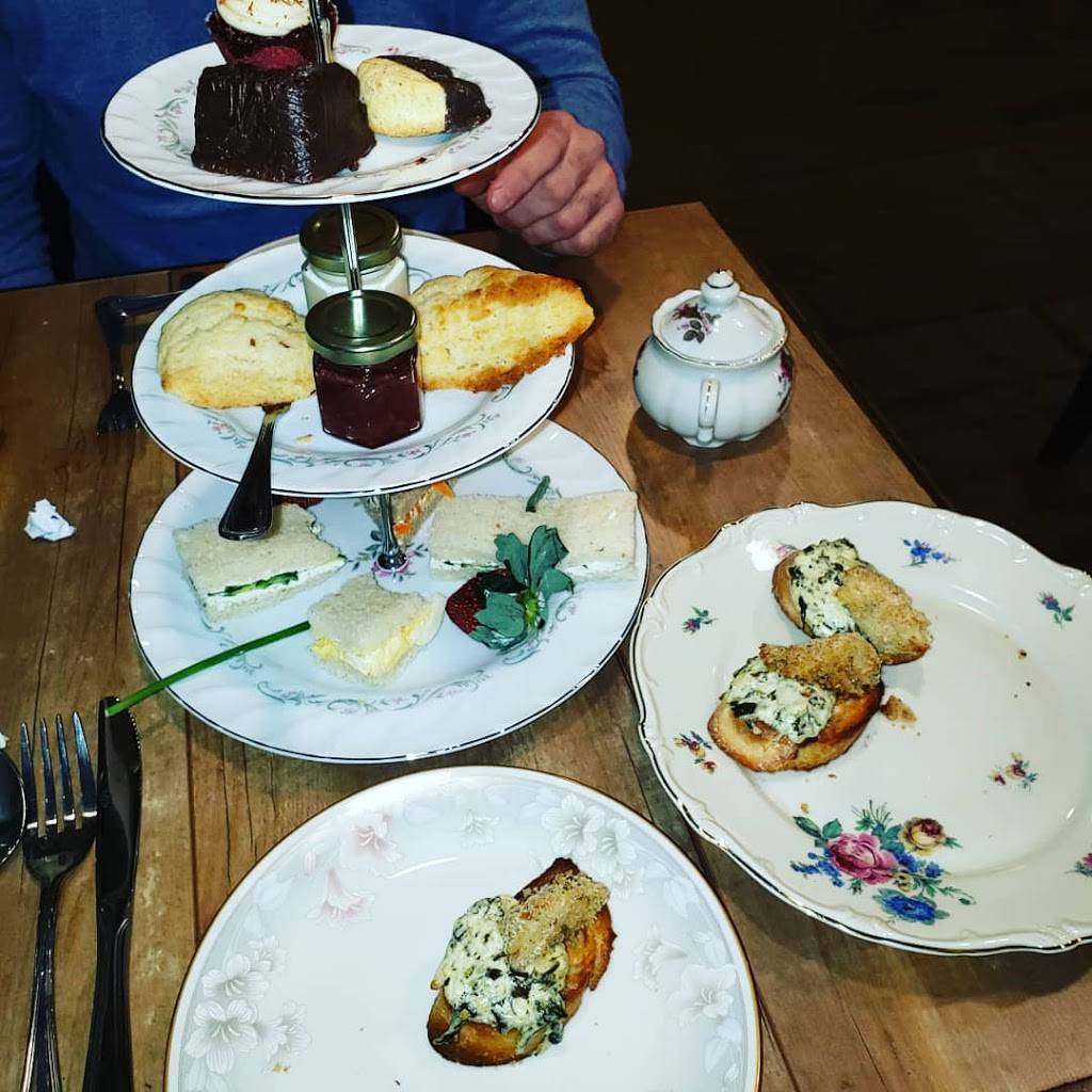 Pekoe & Bean | restaurant | 17028 Oak Park Ave, Tinley Park, IL 60477, USA | 7082630098 OR +1 708-263-0098