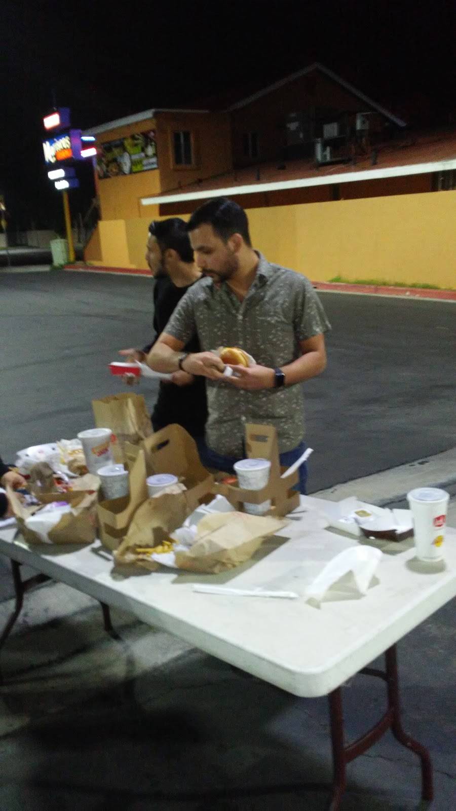 Jack in the Box | restaurant | 10960 Limonite Ave, Mira Loma, CA 91752, USA | 9512723673 OR +1 951-272-3673