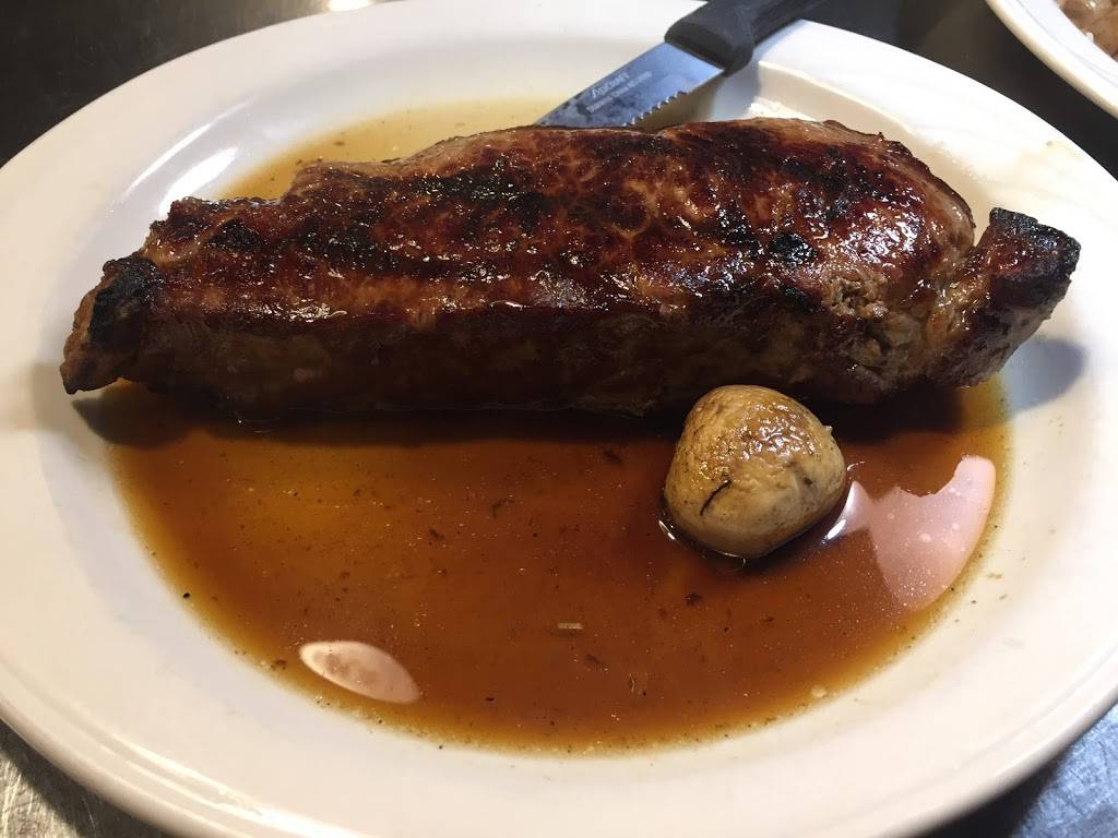 Golden Steer Steakhouse | restaurant | 7635 West Roosevelt Rd, Forest Park, IL 60130, USA | 7087717798 OR +1 708-771-7798