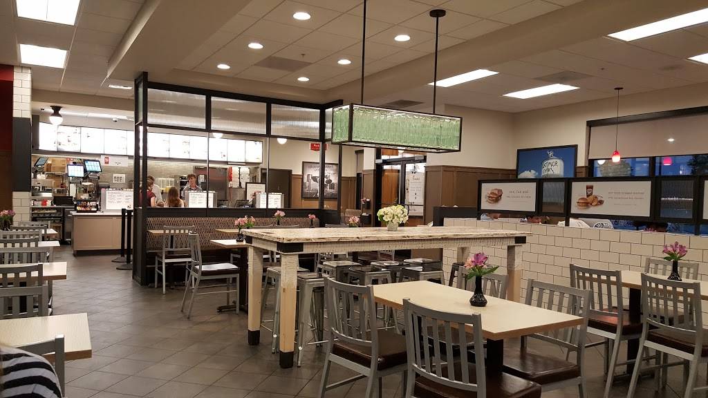 Chick-fil-A | restaurant | 513 Montgomery Hwy, Vestavia Hills, AL 35216, USA | 2058243540 OR +1 205-824-3540