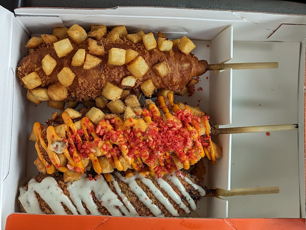 Two Hands Corn Dogs | restaurant | 530 E Hunt Hwy #107, San Tan Valley, AZ 85143, USA | 4807958182 OR +1 480-795-8182